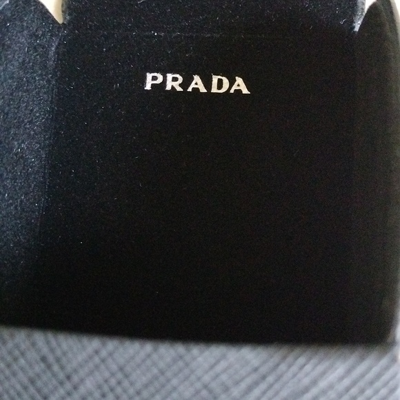 Prada Glasses case L - Picture 16 of 16